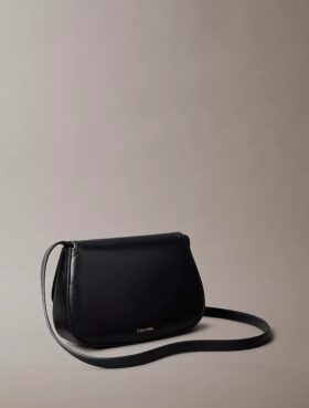 Bolso para cámara con solapa y Monogram