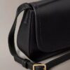Bolso para cámara con solapa y Monogram Bolso para cámara con solapa y Monogram