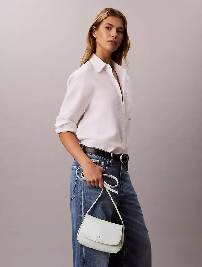 Bolso para cámara con solapa y Monogram Bolso para cámara con solapa y Monogram