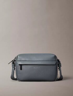 Bolso para cámara con textura granulada