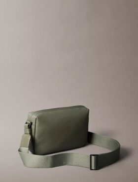 Bolso para cámara con textura granulada