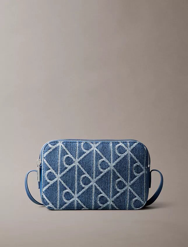 Bolso para cámara de Denim con logotipo en todo el diseño Bolso para cámara de Denim con logotipo en todo el diseño