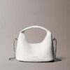 Bolso pequeño holgado con textura granulada