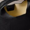 Bolso pequeño holgado con textura granulada Bolso pequeño holgado con textura granulada