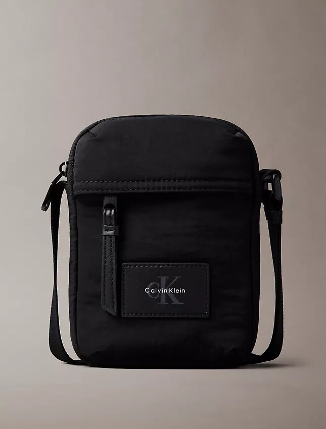 Bolso tipo reporter de nailon Bolso tipo reporter de nailon
