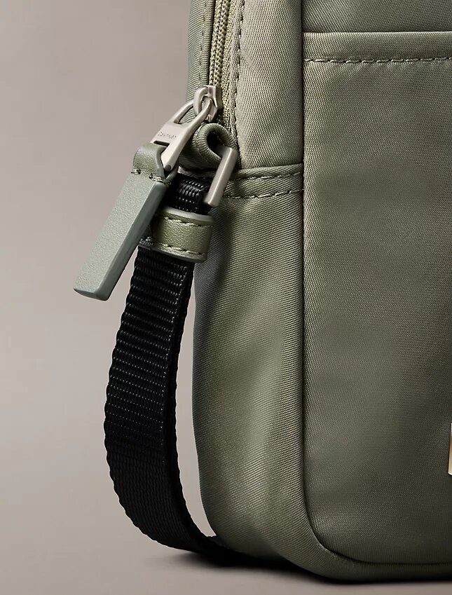 Bolso tipo reportero delgado Bolso tipo reportero delgado