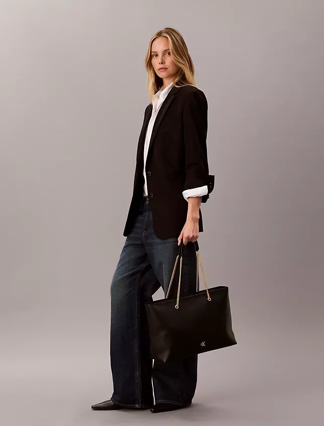 Bolso tote con correa de cadena Archive Bolso tote con correa de cadena Archive