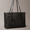 Bolso tote con el logotipo del emblema por toda la superficie y bolsillo Bolso tote con el logotipo del emblema por toda la superficie y bolsillo