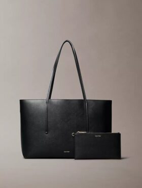 Bolso tote con logotipo metalizado