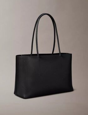 Bolso tote con logotipo perforado