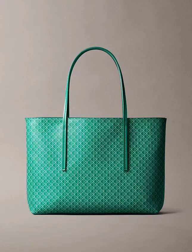 Bolso tote pequeño con estampado del logotipo en todo el tejido y bolsillo Bolso tote pequeño con estampado del logotipo en todo el tejido y bolsillo
