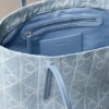 Bolso tote pequeño de Denim con el logotipo del emblema por toda la superficie