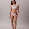 Braguita de bikini con lazo lateral y monograma gráfico Braguita de bikini con lazo lateral y monograma gráfico