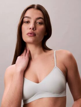 Bralette con aros de gel invisibles y forro ligero