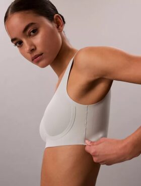 Bralette con aros de gel invisibles y forro ligero