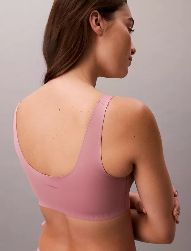 Bralette con aros de gel invisibles y forro ligero Bralette con aros de gel invisibles y forro ligero