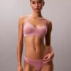 Bralette con aros de gel invisibles y forro ligero Bralette con aros de gel invisibles y forro ligero
