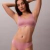Bralette con aros de gel invisibles y forro ligero Bralette con aros de gel invisibles y forro ligero