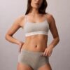 Bralette con logotipo de archivo y forro ligero Bralette con logotipo de archivo y forro ligero