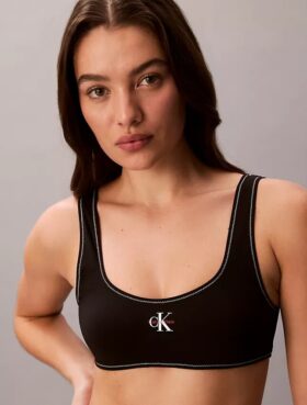 Bralette de baño con monograma gráfico