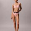 Bralette de baño con monograma gráfico Bralette de baño con monograma gráfico