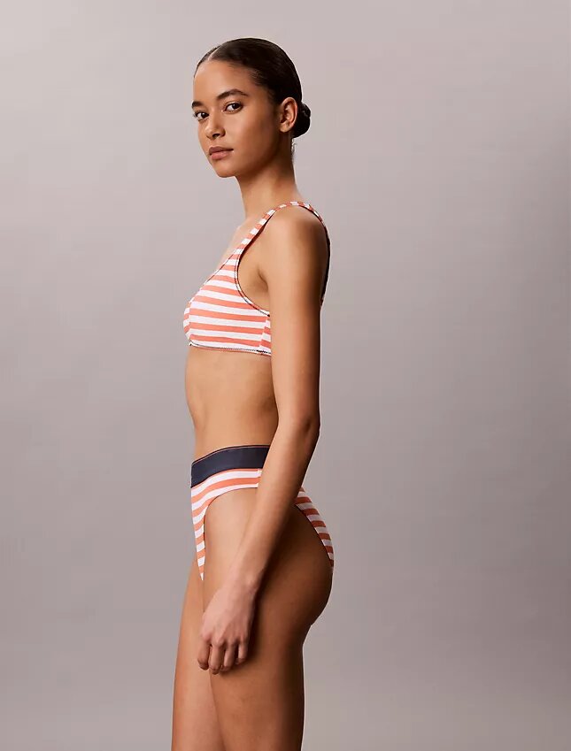 Bralette de baño con monograma gráfico Bralette de baño con monograma gráfico