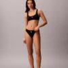 Bralette de baño con monograma gráfico Bralette de baño con monograma gráfico