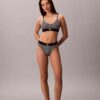 Bralette elástico de microfibra Unlined con Monogram gráfico, sin forro Bralette elástico de microfibra Unlined con Monogram gráfico, sin forro
