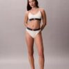 Bralette elástico de microfibra Unlined con Monogram gráfico, sin forro Bralette elástico de microfibra Unlined con Monogram gráfico, sin forro
