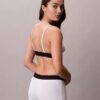 Bralette elástico de microfibra Unlined con Monogram gráfico, sin forro Bralette elástico de microfibra Unlined con Monogram gráfico, sin forro