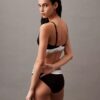 Bralette triangular con cierre delantero, ligeramente forrado, de algodón y Modal Bralette triangular con cierre delantero, ligeramente forrado, de algodón y Modal