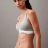 Bralette triangular con cierre delantero, ligeramente forrado, de algodón y Modal