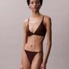 Bralette triangular con forro ligero Form to Body Bralette triangular con forro ligero Form to Body