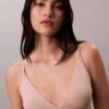 Bralette triangular con forro ligero Form to Body