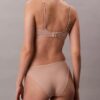Bralette triangular con forro ligero Form to Body