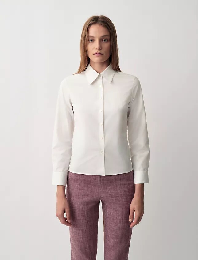 Camisa ajustada con botones Daisy Camisa ajustada con botones Daisy