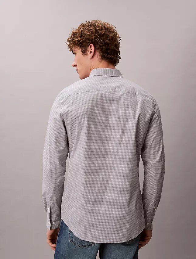 Camisa ajustada de algodón elástico con estampado de cuadros vichy y botones Camisa ajustada de algodón elástico con estampado de cuadros vichy y botones