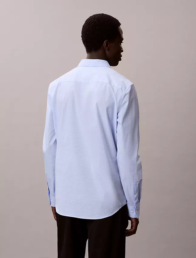 Camisa ajustada de algodón elástico con estampado de cuadros vichy y botones Camisa ajustada de algodón elástico con estampado de cuadros vichy y botones