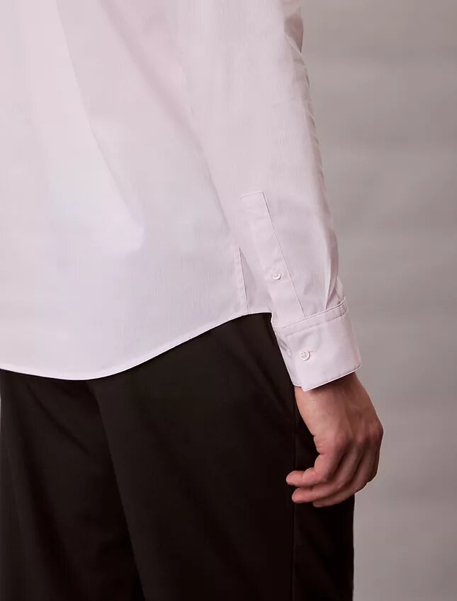 Camisa ajustada de Cotton Stretch a rayas con botones Camisa ajustada de Cotton Stretch a rayas con botones