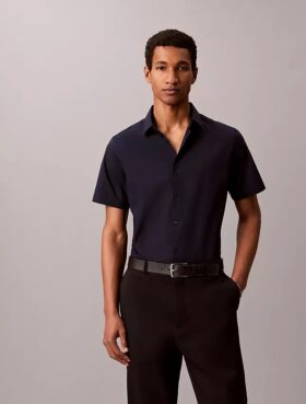 Camisa ajustada de Cotton Stretch con botones