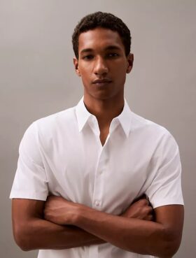 Camisa ajustada de Cotton Stretch con botones