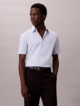 Camisa ajustada de Cotton Stretch con botones