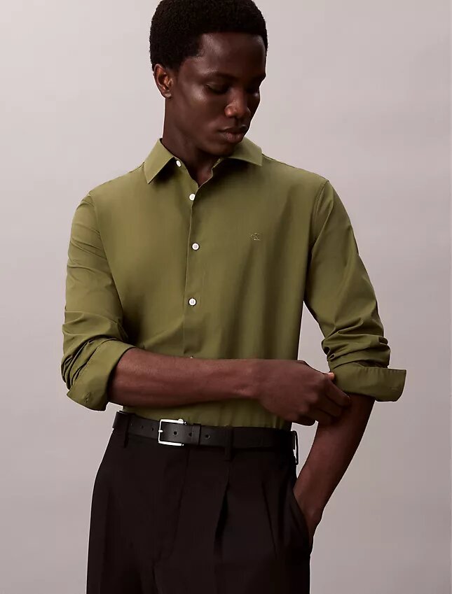 Camisa ajustada de popelín de algodón Cotton Stretch con botones Camisa ajustada de popelín de algodón Cotton Stretch con botones