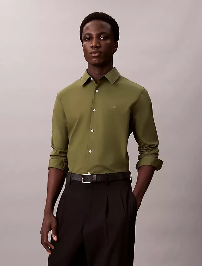 Camisa ajustada de popelín de algodón Cotton Stretch con botones Camisa ajustada de popelín de algodón Cotton Stretch con botones