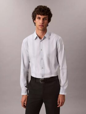 Camisa ajustada elástica Supima con rayas teñidas en hilo