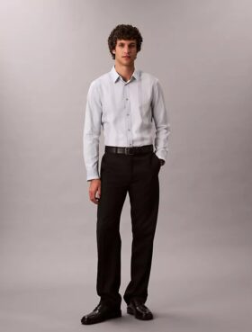 Camisa ajustada elástica Supima con rayas teñidas en hilo