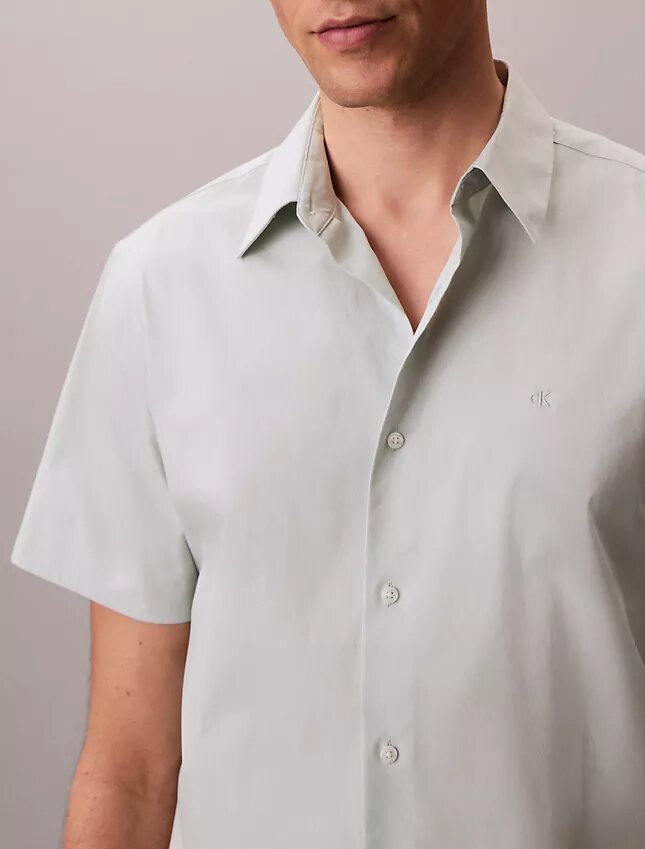 Camisa clásica con botones de Cotton Stretch Camisa clásica con botones de Cotton Stretch