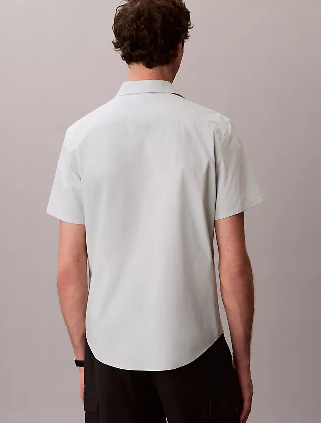 Camisa clásica con botones de Cotton Stretch Camisa clásica con botones de Cotton Stretch