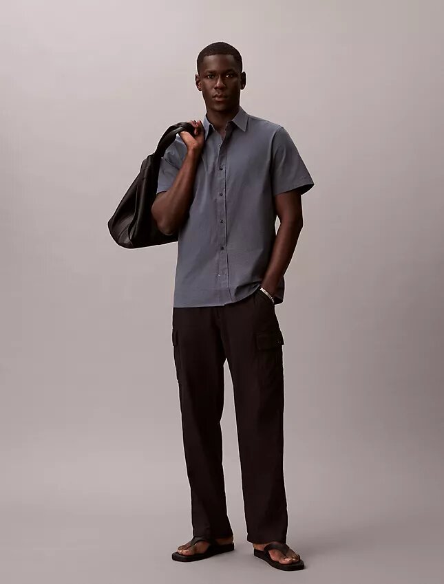 Camisa clásica con botones de seersucker Camisa clásica con botones de seersucker