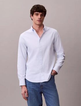 Camisa clásica de algodón elástico a rayas con cuello abotonado